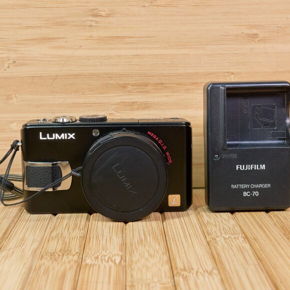 Panasonic Lumix DMC-LX2 10.2MP Digital Camera, Leica Lens, Made in Japan - Picture 3 of 9